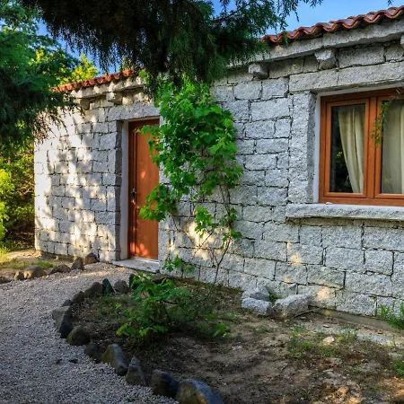 A Mare Di Ginepri 07d Bilo Апартаменты Бадеси